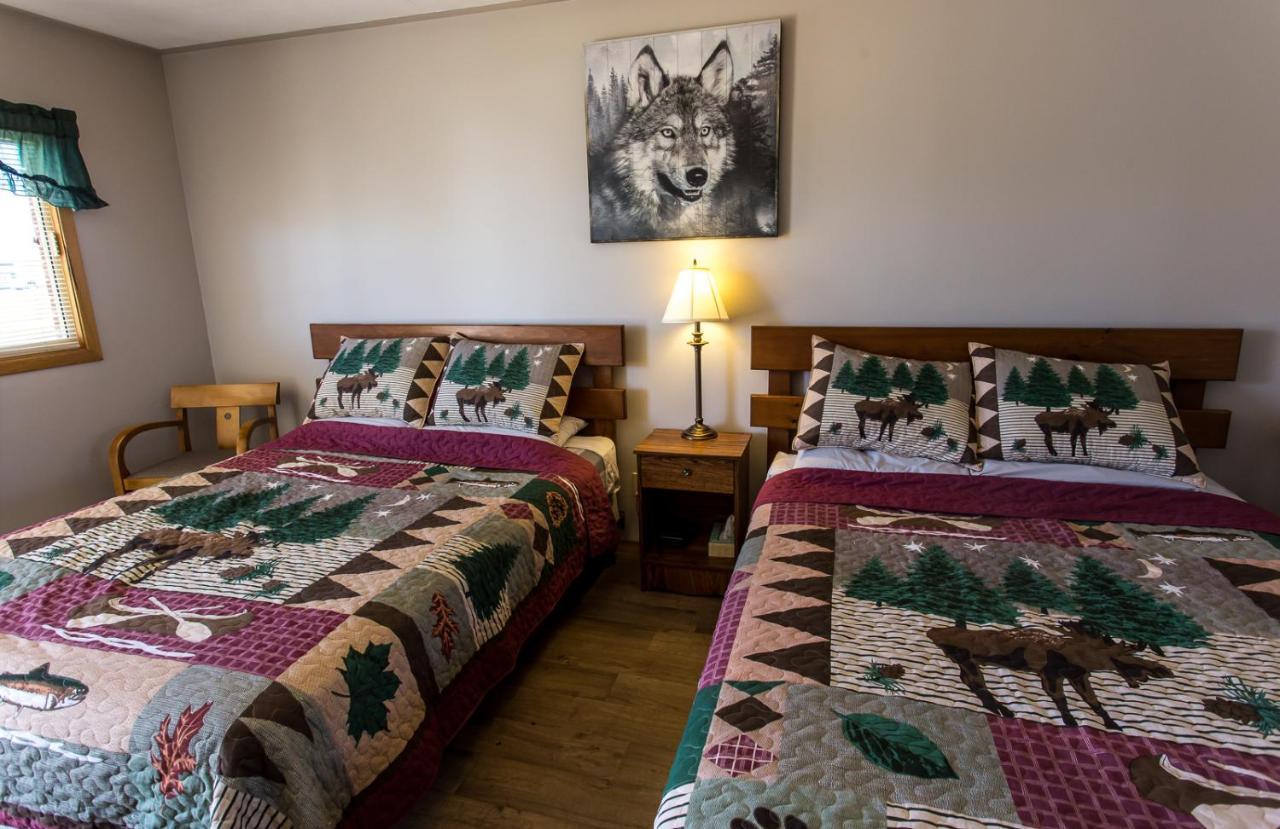 Bear Tracks Inn Лайонс-Хед Экстерьер фото